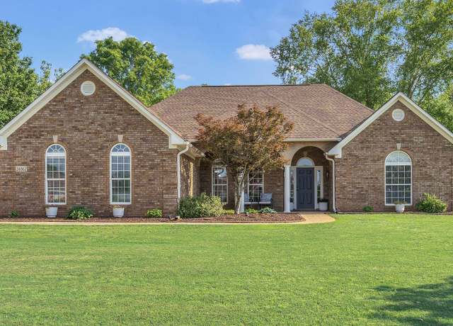 Property at 24862 Southern Heritage Ln, Athens, AL 35613, 3 beds, 2 baths