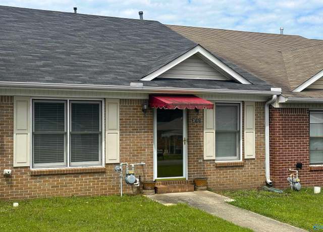 Property at 377 Cherry St NW, Hartselle, AL 35640, 2 beds, 2 baths