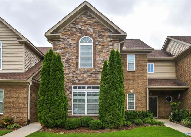 Property at 1014 Cresent Fls, Huntsville, AL 35806, 2 beds, 2.5 baths