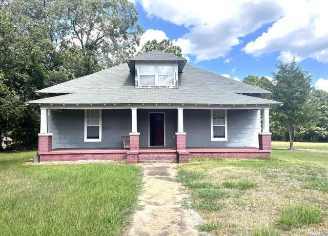 Property at 2416 Highway 31 NW, Hartselle, AL 35640, 3 beds, 1 bath