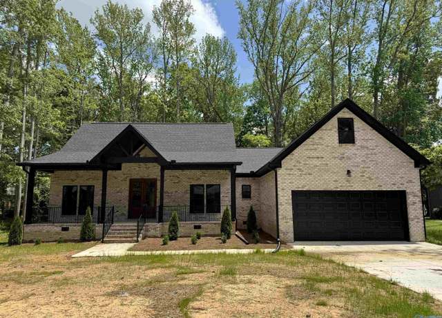 Property at 1708 Walnut St, Albertville, AL 35950, 3 beds, 2.5 baths