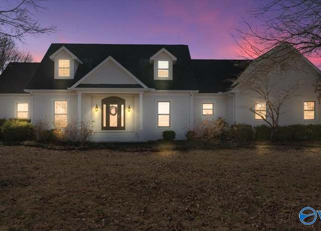 Property at 22740 Nick Davis Rd, Athens, AL 35613, 4 beds, 3.5 baths