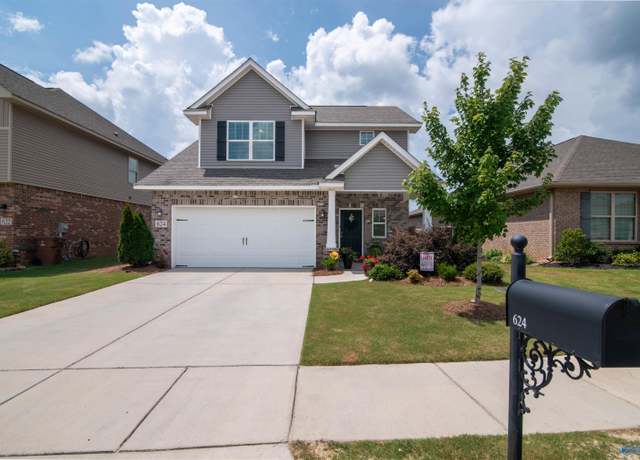 Property at 624 Magnolia Place Ln SW, Hartselle, AL 35640, 3 beds, 2.5 baths