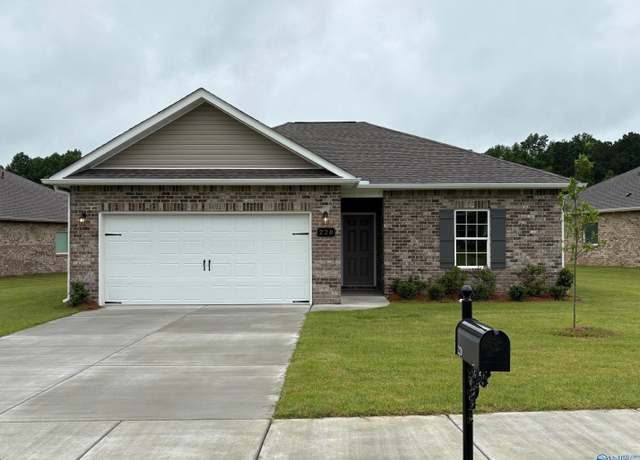Property at 220 Overland Pass, Arab, AL 35016, 3 beds, 2 baths
