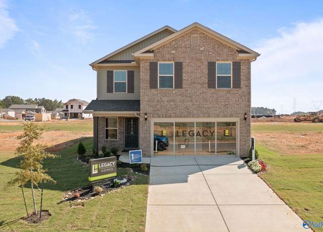 Property at 28170 Ladson St, Harvest, AL 35749, 3 beds, 2.5 baths