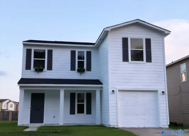Property at 227 Farmington Dr, Harvest, AL 35749, 3 beds, 2 baths