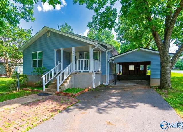 Property at 1504 Humes Ave, Huntsville, AL 35801, 3 beds, 2 baths