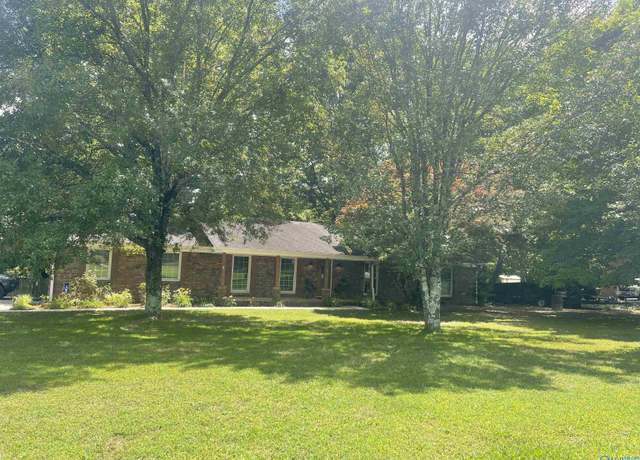 Property at 1629 Cullman Rd, Arab, AL 35016, 4 beds, 3 baths