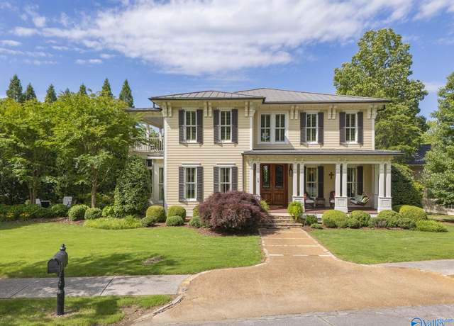 Property at 19 Ledges Main SE, Huntsville, AL 35802, 4 beds, 4.5 baths