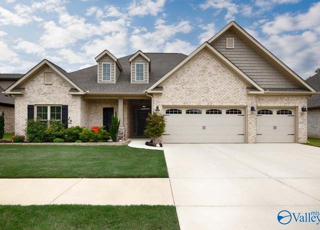 Property at 7514 Flint Crossing Cir, Owens Cross Roads, AL 35763, 3 beds, 3 baths