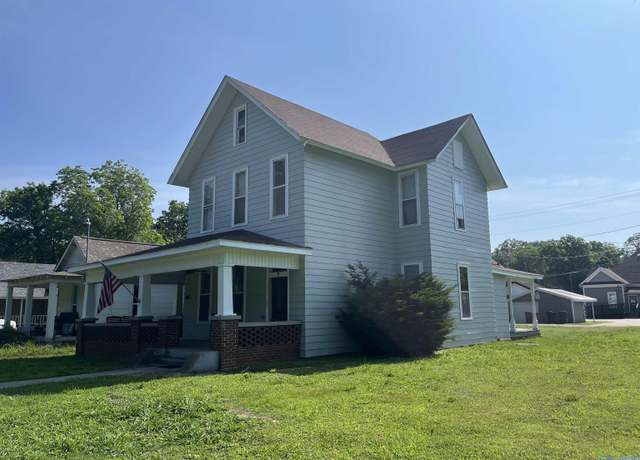 Property at 718 5th Avenue Se SE, Decatur, AL 35601, 4 beds, 3 baths