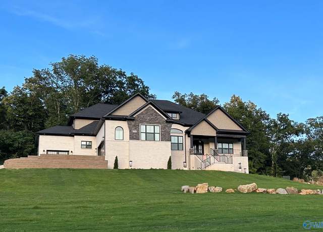 Property at 1256 Dug Hill Rd, Huntsville, AL 35741, 4 beds, 3.5 baths