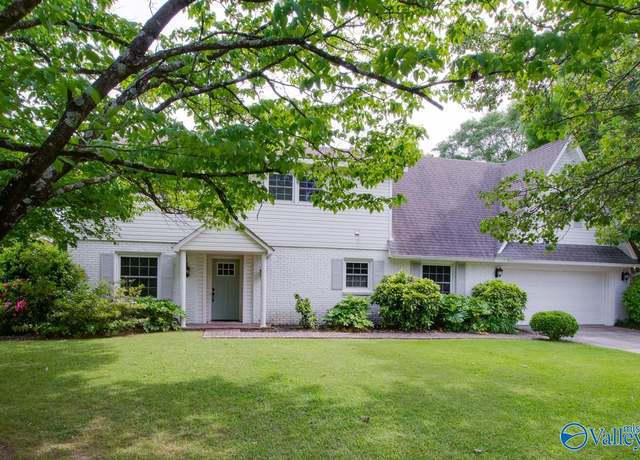Property at 2311 13th St SE, Decatur, AL 35601, 4 beds, 3 baths