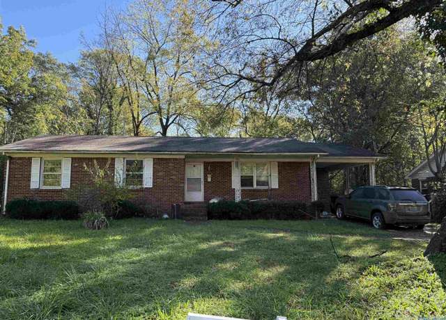 Property at 606 14th Ave, Decatur, AL 35601, 3 beds, 2 baths