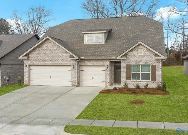 Property at 7 Flintridge Dr, Harvest, AL 35749, 3 beds, 2.5 baths