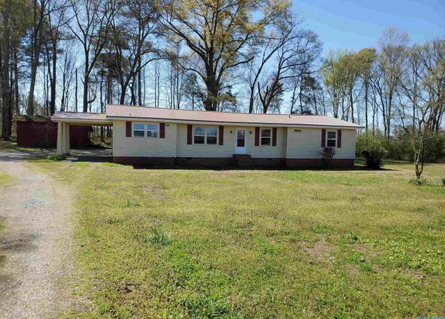 Property at 31035 Highway 72, Hollywood, AL 35752, 3 beds, 2 baths
