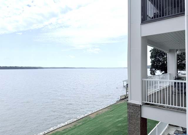 Property at 6122 Bay Hill Dr #204, Athens, AL 35611, 2 beds, 2 baths