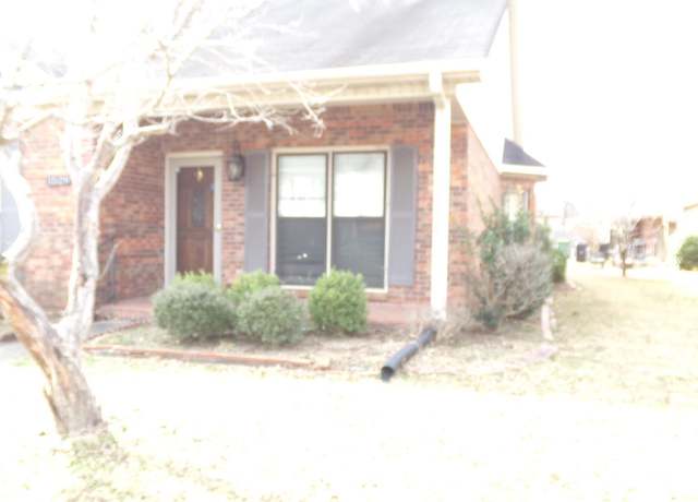 Property at 1529 River Bend Pl SE, Decatur, AL 35601, 2 beds, 2 baths