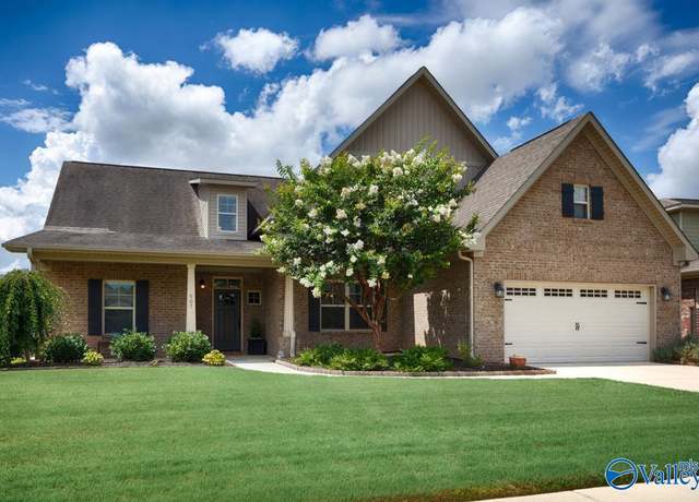 Property at 507 Balsam Terrace Way SW, Huntsville, AL 35824, 4 beds, 3 baths