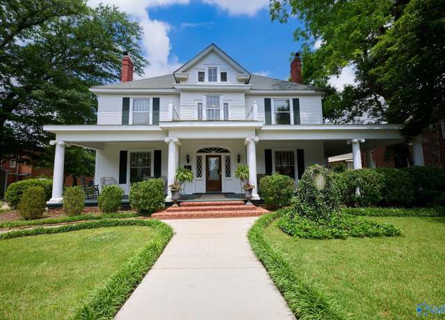 Property at 507 Holmes Ave NE, Huntsville, AL 35801, 4 beds, 3.5 baths