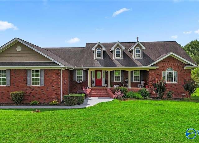 Property at 39481 Alabama Highway 75, Fyffe, AL 35971, 4 beds, 3.5 baths