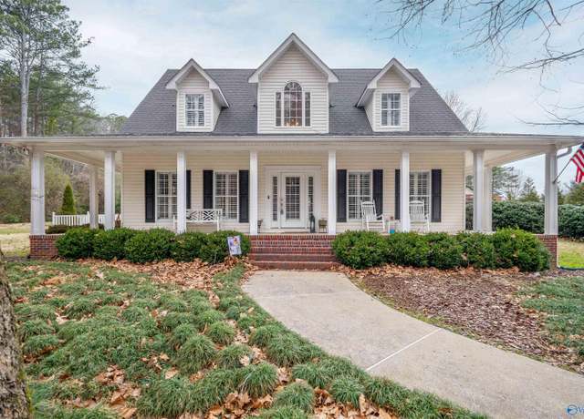Property at 412 Willowbrook Ave, Glencoe, AL 35905, 4 beds, 3 baths