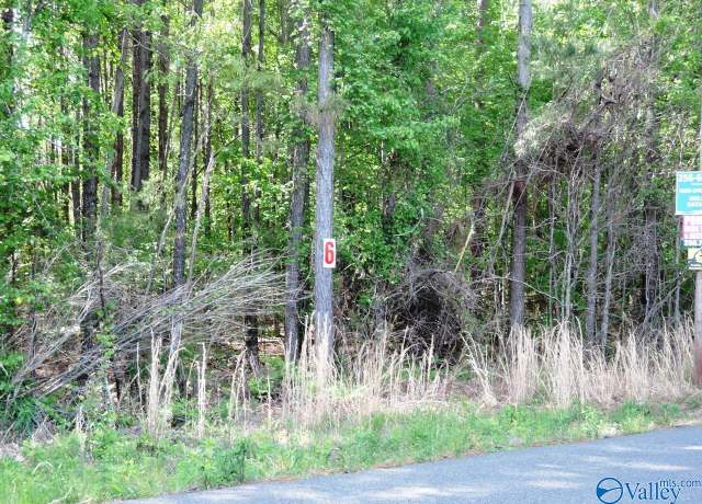 Property at Lot 6 Arrowhead Dr, Jasper, AL 35504