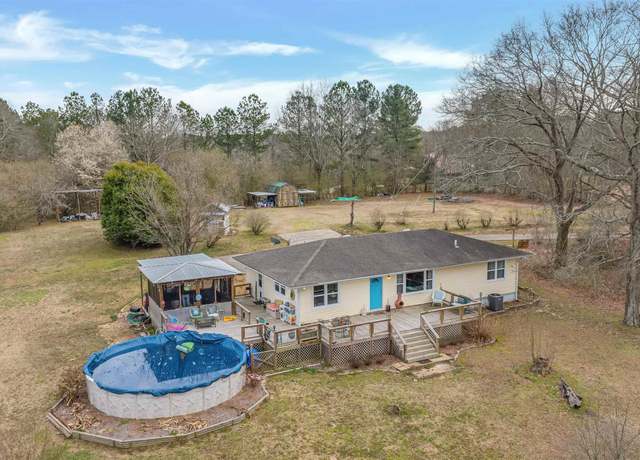 Property at 151 Moore Rd, Boaz, AL 35957, 3 beds, 1.5 baths