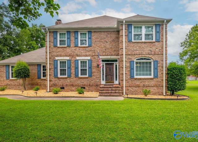 Property at 106 Mar Lyn Dr, Gadsden, AL 35901, 4 beds, 2.5 baths