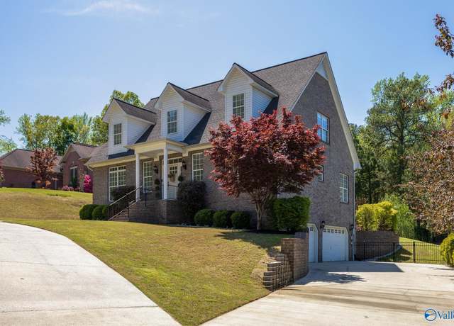 Property at 3505 Chula Vista Ridge Dr SW, Decatur, AL 35603, 4 beds, 3.5 baths