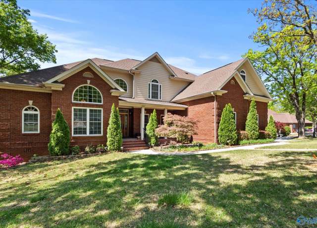 Property at 10200 Gibraltar Dr SE, Huntsville, AL 35803, 4 beds, 3.5 baths