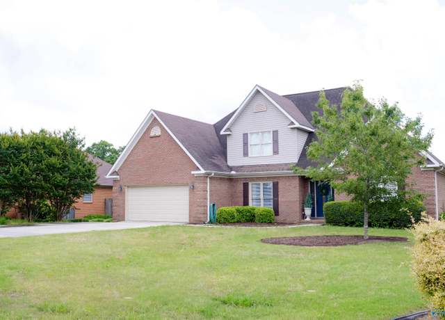 Property at 1508 Berrivine Dr, Hartselle, AL 35640, 4 beds, 2.5 baths