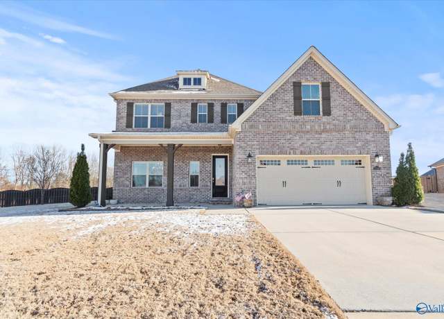 Property at 17180 Obsidian Cir, Athens, AL 35613, 4 beds, 3.5 baths