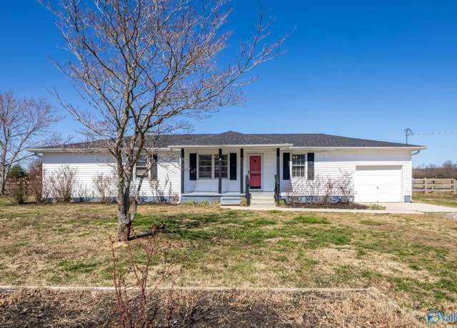 Property at 13004 Pulaski Pike, Toney, AL 35773, 3 beds, 2 baths