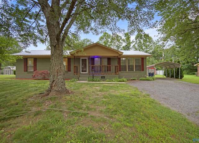 Property at 1204 Cedar Crk NE, Arab, AL 35016, 3 beds, 2 baths