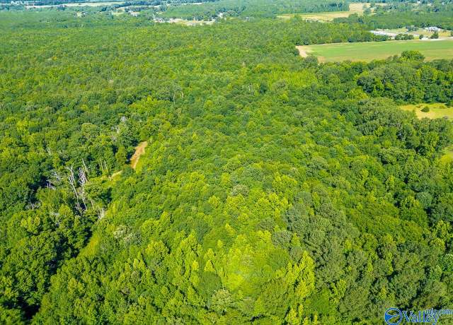 Property at 2700 Hall St, Hartselle, AL 35640