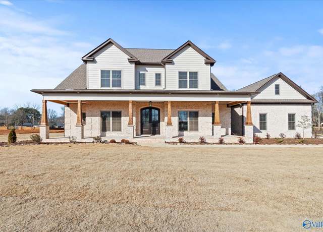 Property at 20749 Jeremiah Ln, Athens, AL 35611, 4 beds, 3 baths