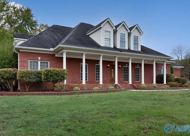Property at 149 Southwood Dr, Madison, AL 35758, 5 beds, 3 baths