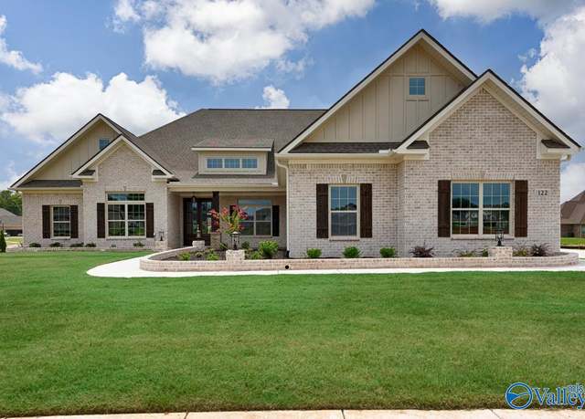Property at 205 Blairwood Ct, Meridianville, AL 35759, 4 beds, 3.5 baths