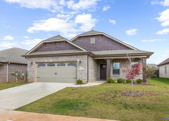 Property at 21837 Natures Cove Dr, Athens, AL 35613, 3 beds, 2 baths