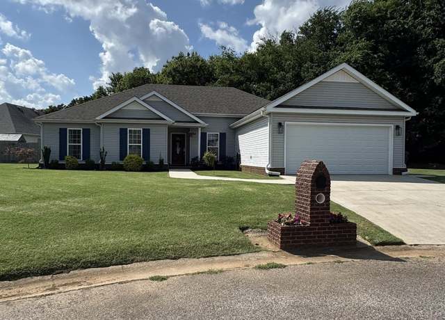 Property at 137 Jordan Ln, Tuscumbia, AL 35674, 3 beds, 2 baths