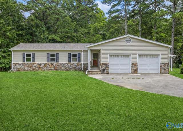 Property at 1911 Old Highway 431, Gadsden, AL 35905, 3 beds, 2 baths