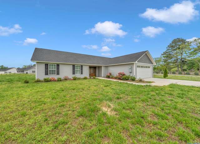 Property at 4082 Oneonta Cut-off Rd, Albertville, AL 35950, 4 beds, 2 baths