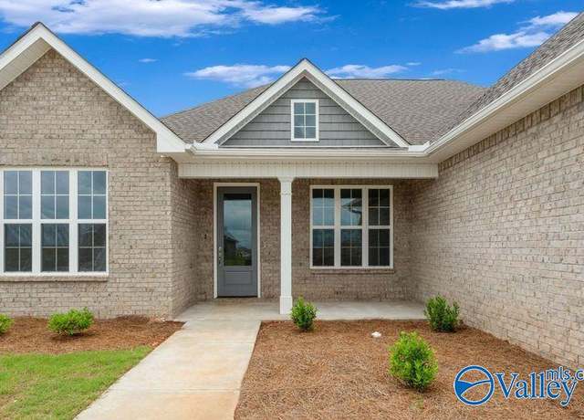 Property at 16327 Sunfish Dr, Harvest, AL 35749, 3 beds, 2.5 baths