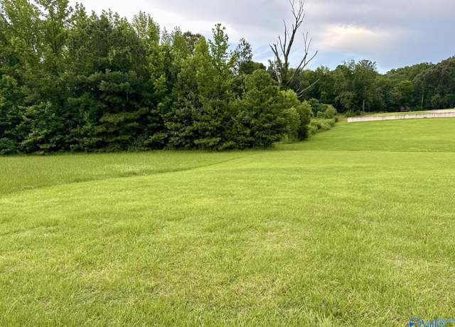 Property at 4250 Bennich Rd, Decatur, AL 35603