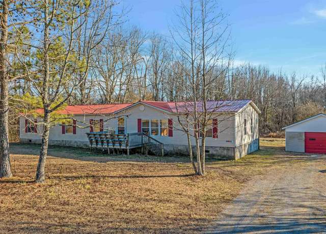 Property at 177 County Road 465, Fort Payne, AL 35967, 4 beds, 2 baths