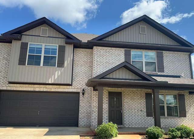 Property at 101 Huffman St, Hazel Green, AL 35750, 5 beds, 3.5 baths