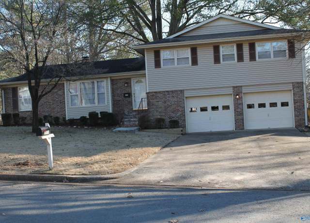 Property at 2506 Pentolope Dr SE, Huntsville, AL 35803, 4 beds, 2 baths