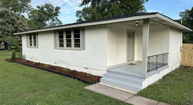 Photo of 2022 Bide A Wee Dr NE, Huntsville, AL 35801