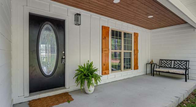 Photo of 45 Hickory Ln, Valley Head, AL 35989